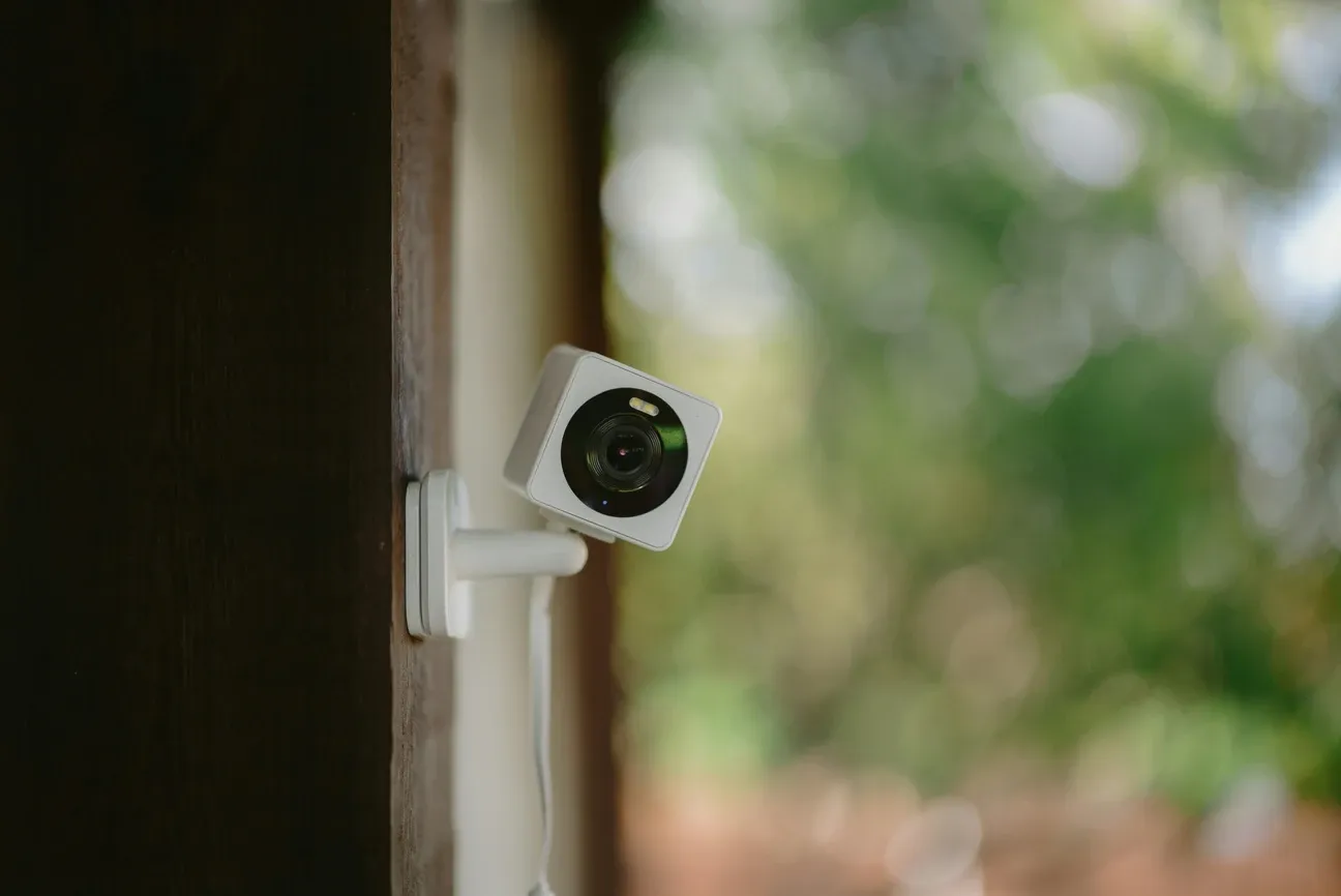 Arlo vs. Ring Home Security Systems - Detailed Comparison