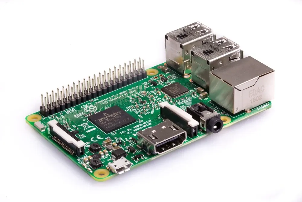 Raspberry Pi 4 Model B - Smart Devices - Home Applications