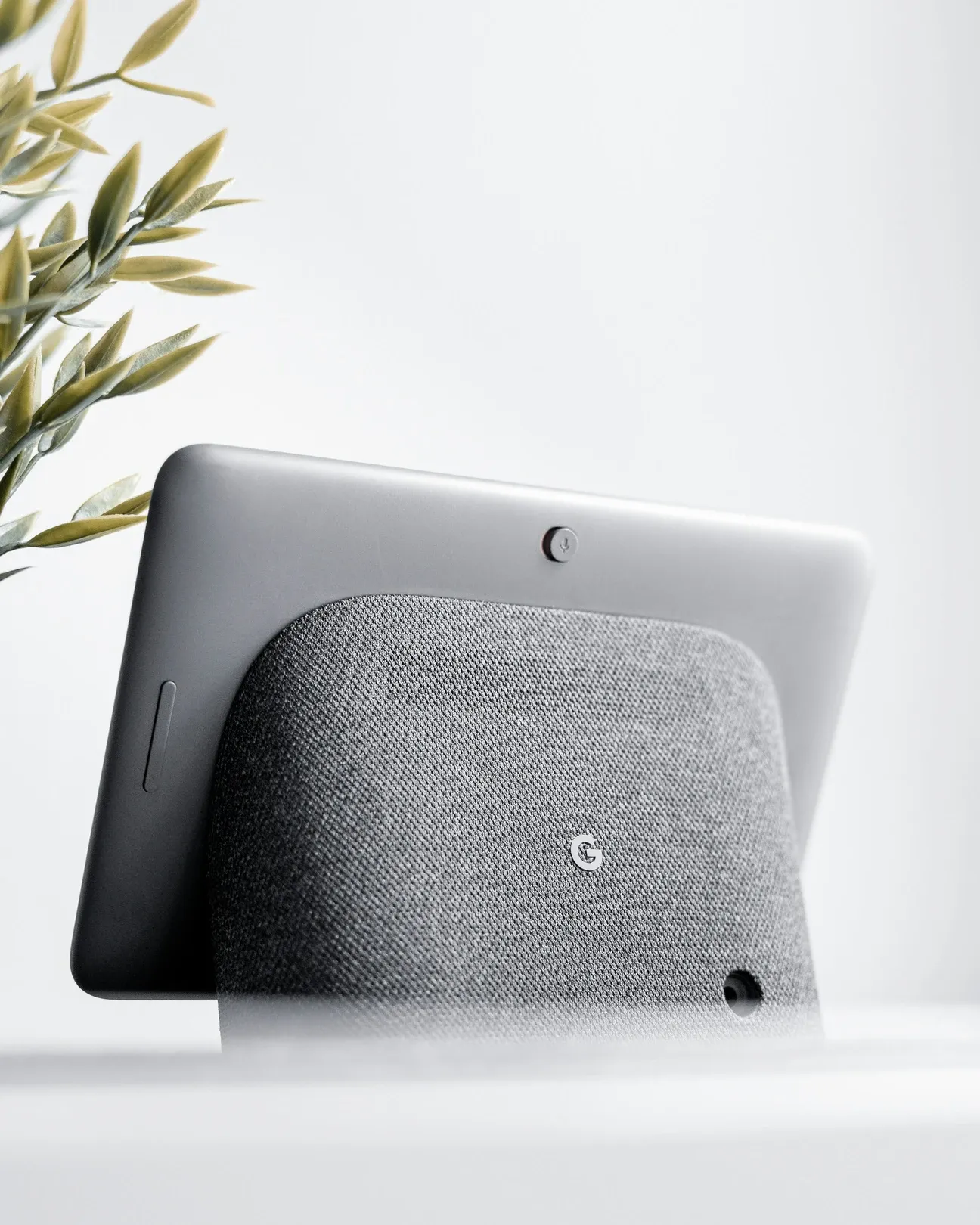 google nest complete guide setup illustrating home automation concepts