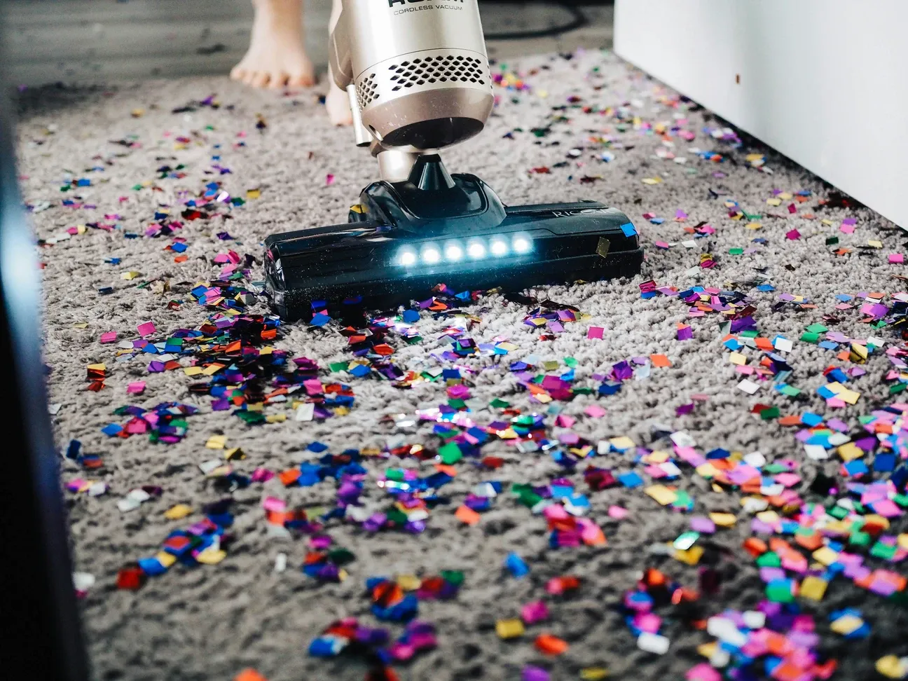 Robot Vacuums vs Traditional: Which Cleans Better?