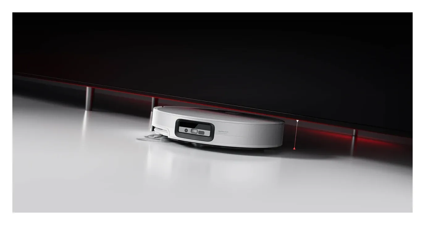 Roborock Saros 20 Sonic app interface with AI-powered mapping controls