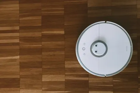 Top Robot Vacuums: Reviews & Comparisons