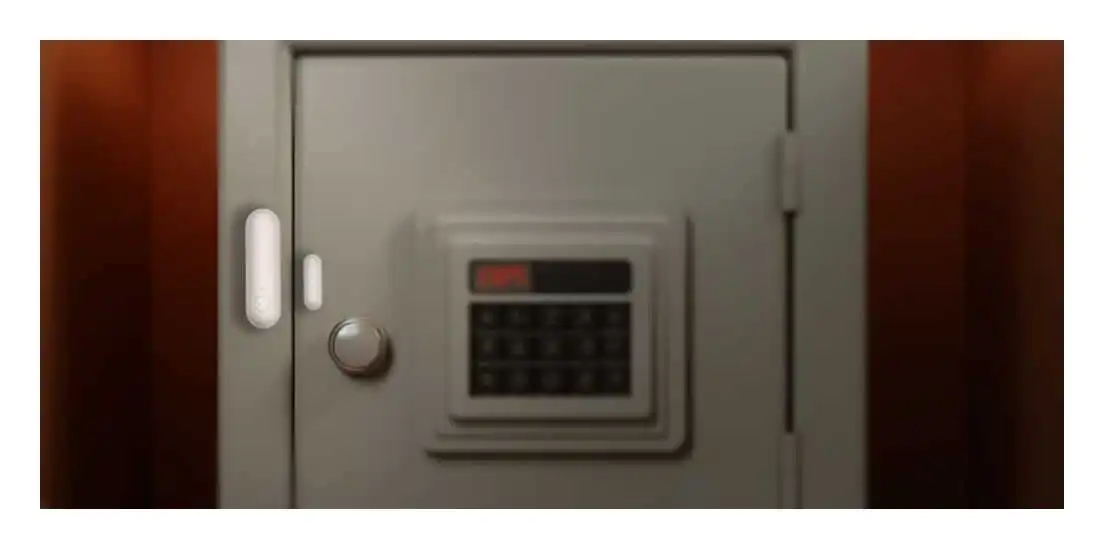 Mounted on Safe Box