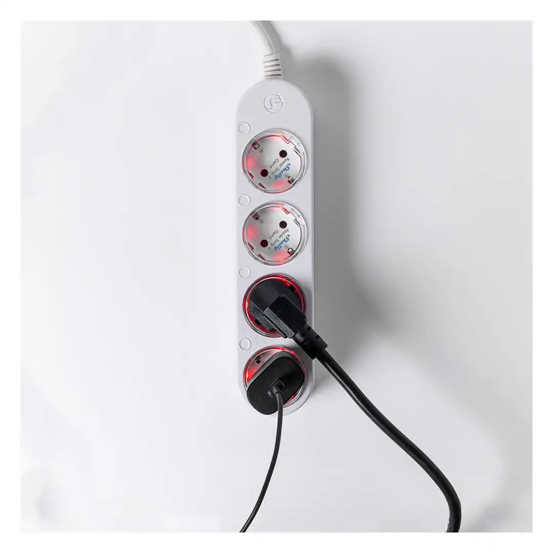 Shelly Power Strip 4 Gen4 in actual home usage with desk lamp and chargers connected