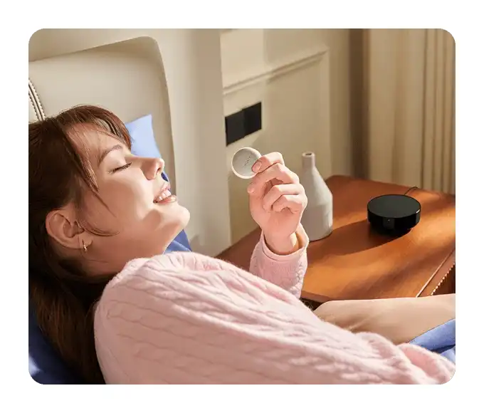 Flexible power options: USB-C and PoE support